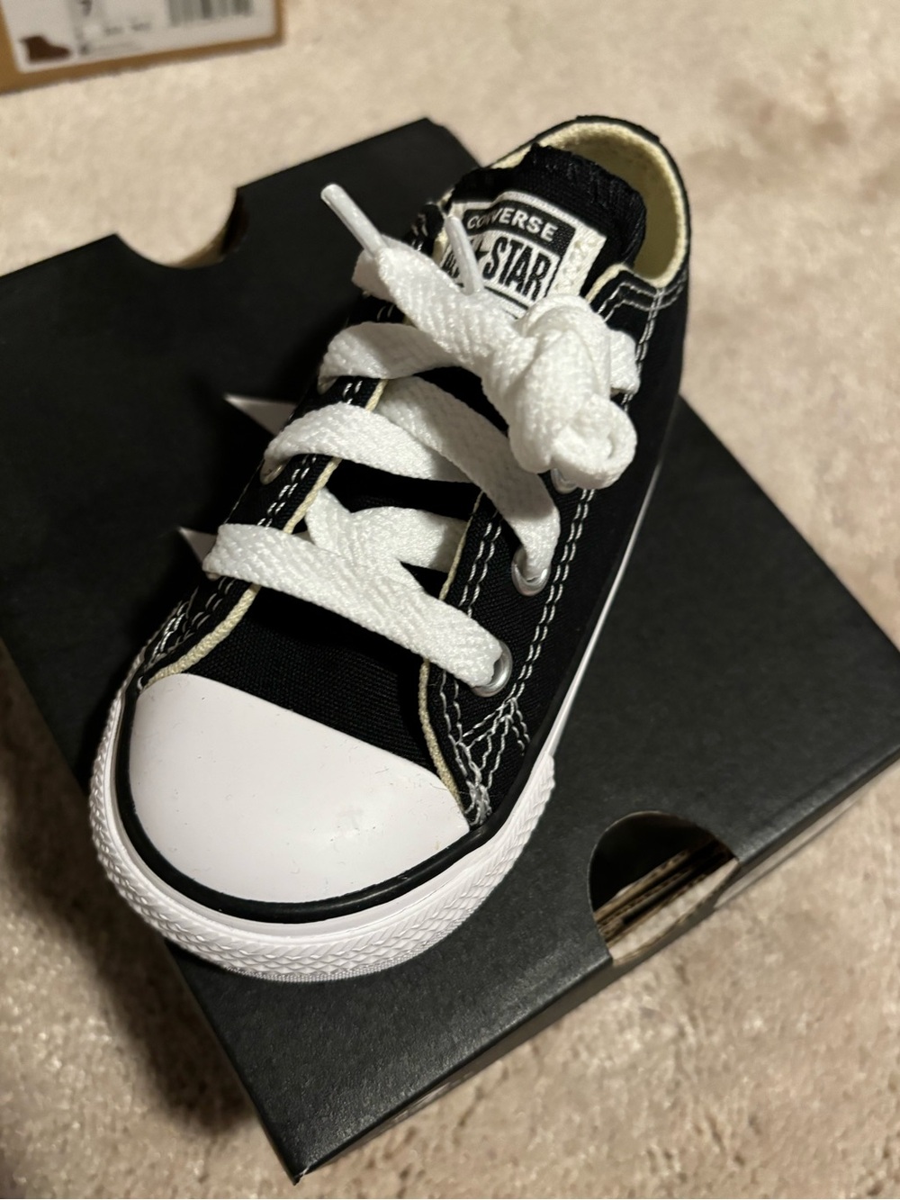 Converse Infant Low Top Sneaker - Black & White